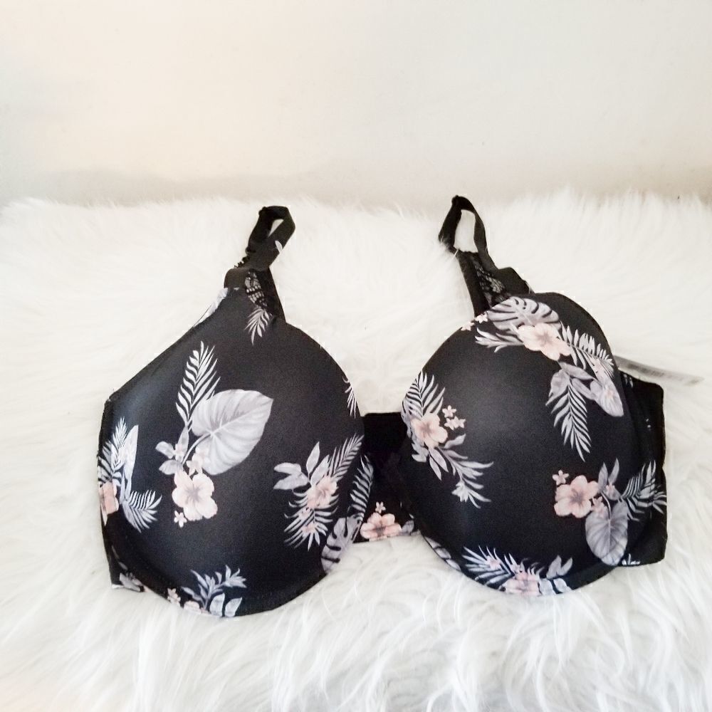 XOXO Intimates bra size 38DD NWT floral